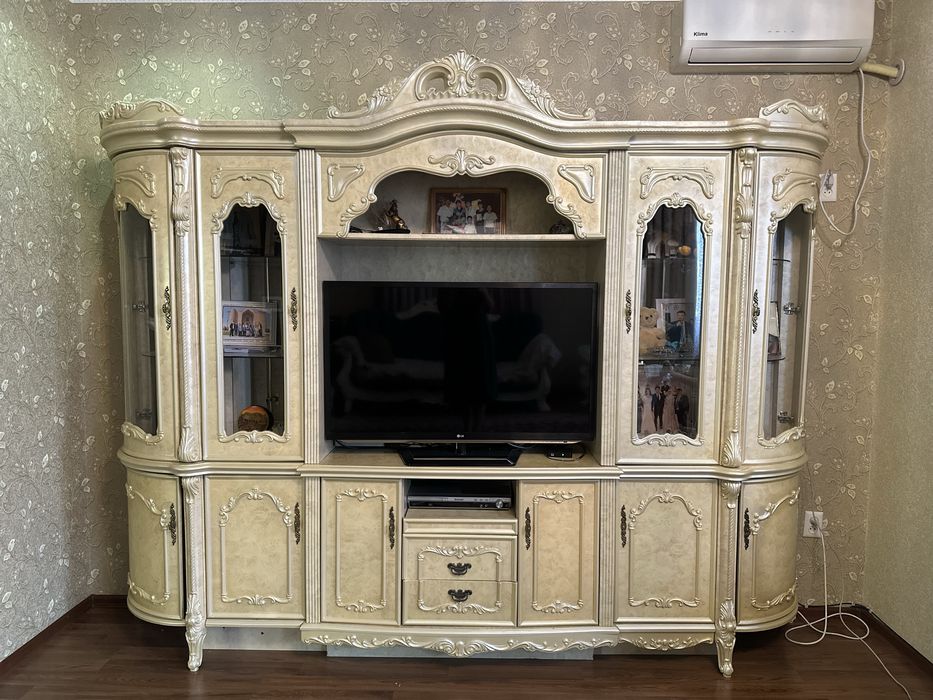 Гостиный мебель горка