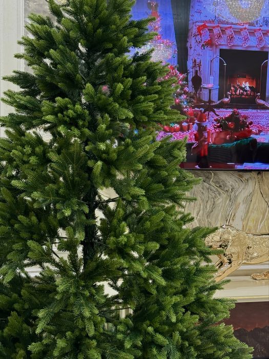 Искусственная елка