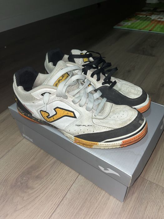 Джома новые , 1 ай кидым дым жыртык жеры жок