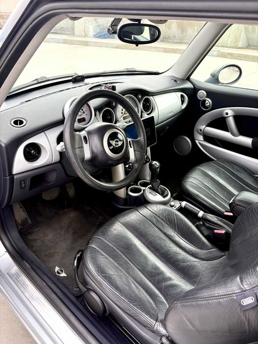 Mini Cooper 1.6 бензин - автоматик