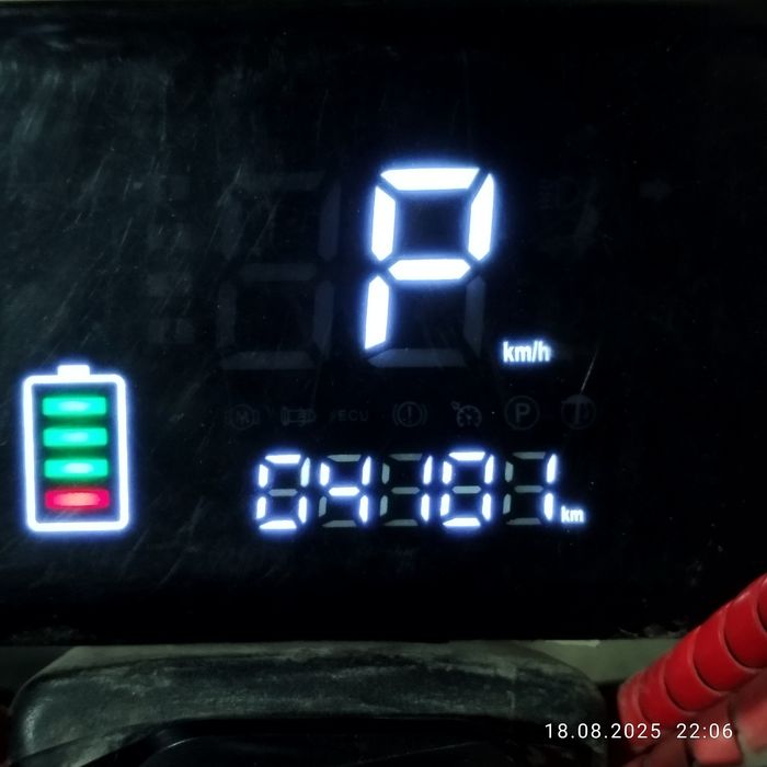 Skuter b/u 4100 probeg