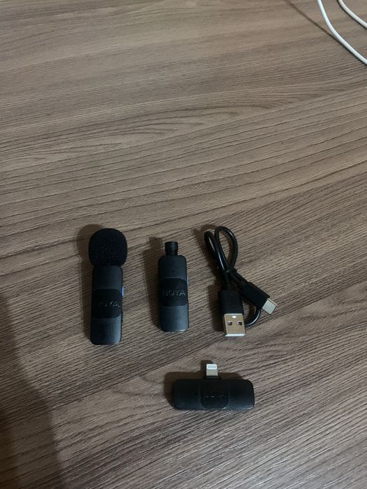 Петличка Boya для айфон беспроводная в хорошем состоянии