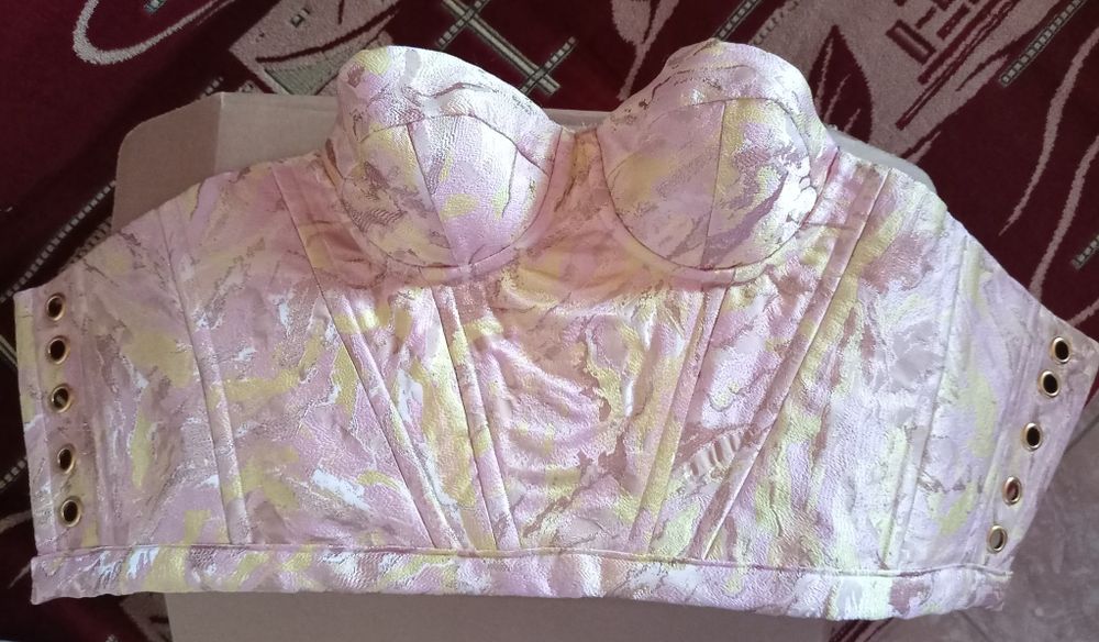 Corset nou cu șnur mărime S