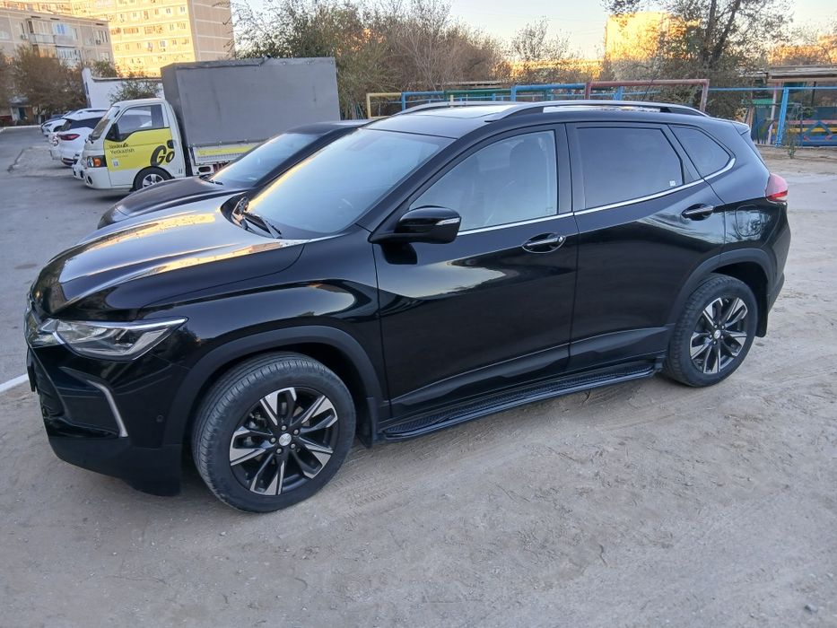 Avtomobile,Trekker 2 Premer 2 pazzisiya yili 2023 noyabr.salondan olin