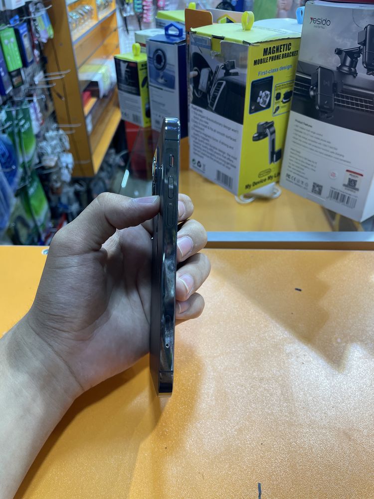 Iphone 12 pro icloud tuwgan