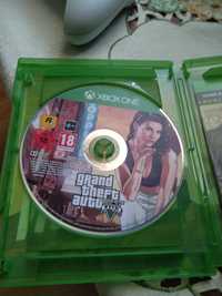 Vând GTA 5 Xbox one