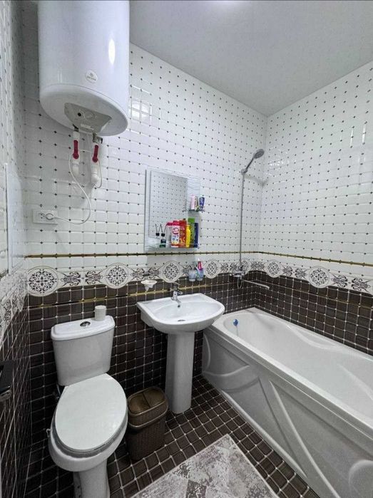 Сдается 2х комнатная квартира на 4 этаже Ориентир Кармен плюс