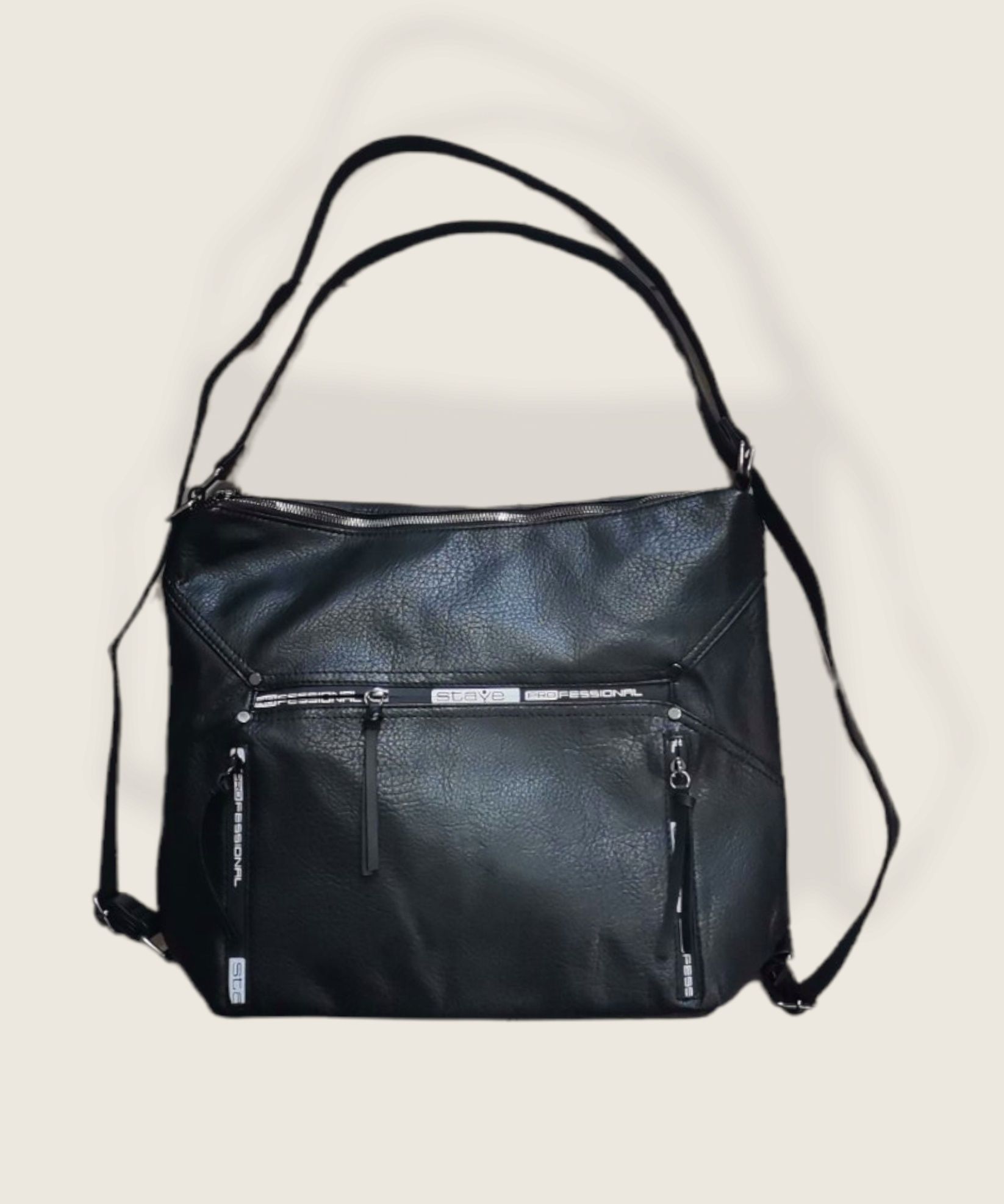 Чанта- раница в черно