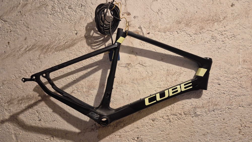 Cadru cursiera carbon Cube Agree c62 marimea 58