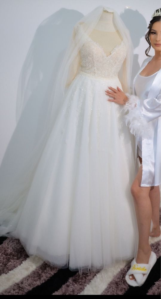 Rochie de mireasă (mătimea 38)