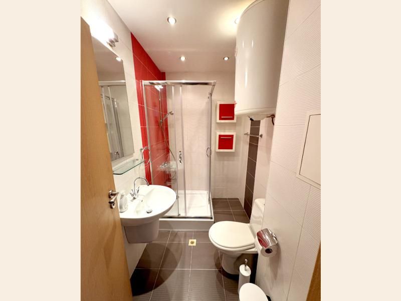 Дава се под наем Двустаен апартамент в София, Хаджи Димитър - 62 кв.м за 645 € - Снимка #8