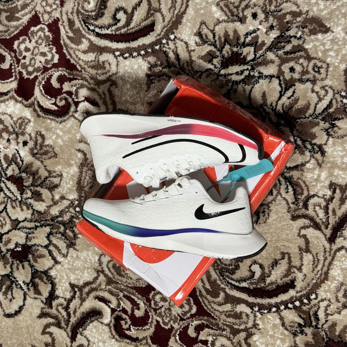 Красовки от nike 41 размер