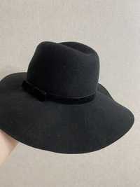 Черная шляпа