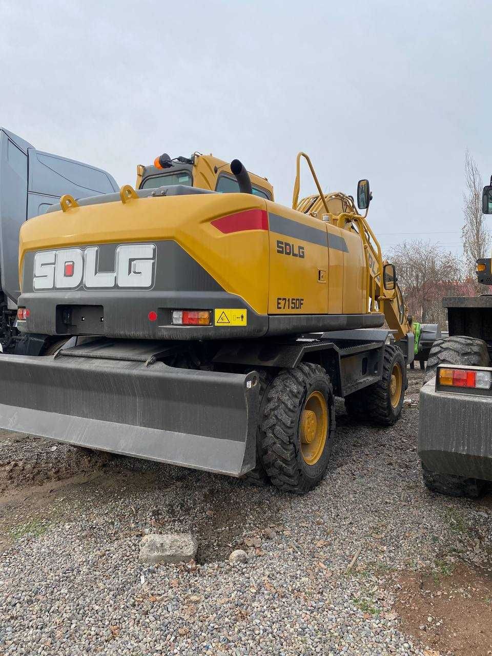 Колесный экскаватор SDLG E7150F - 0,6 куб.м, VOLVO Завод, Ориент Ozod