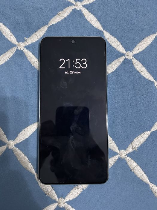 Продам телефон Huawei Nova 10Se