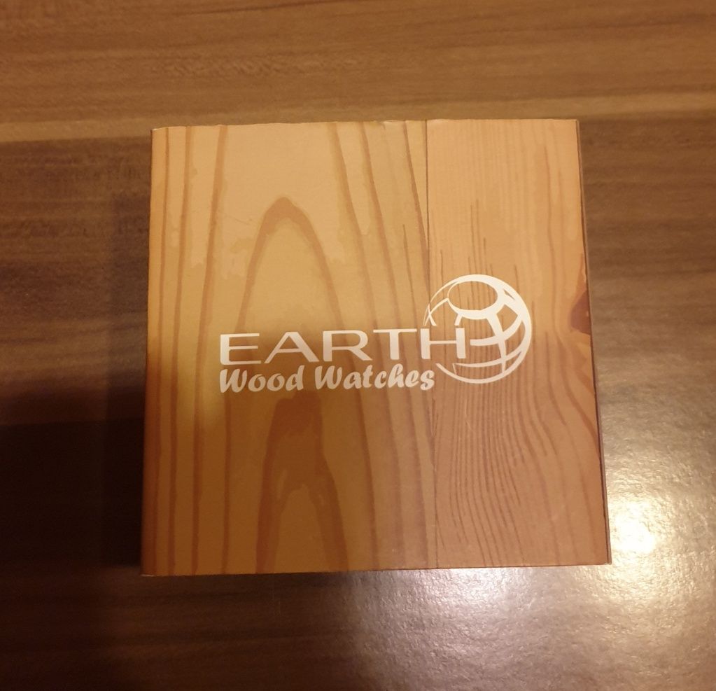 Ceas de mană din lemn unisex Earth Gobi