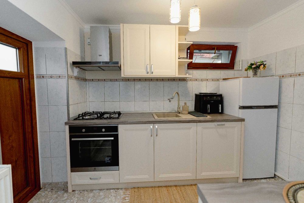Regim hotelier apartament 2 dormitoare jacuzzi/ciubar incalzit, centru