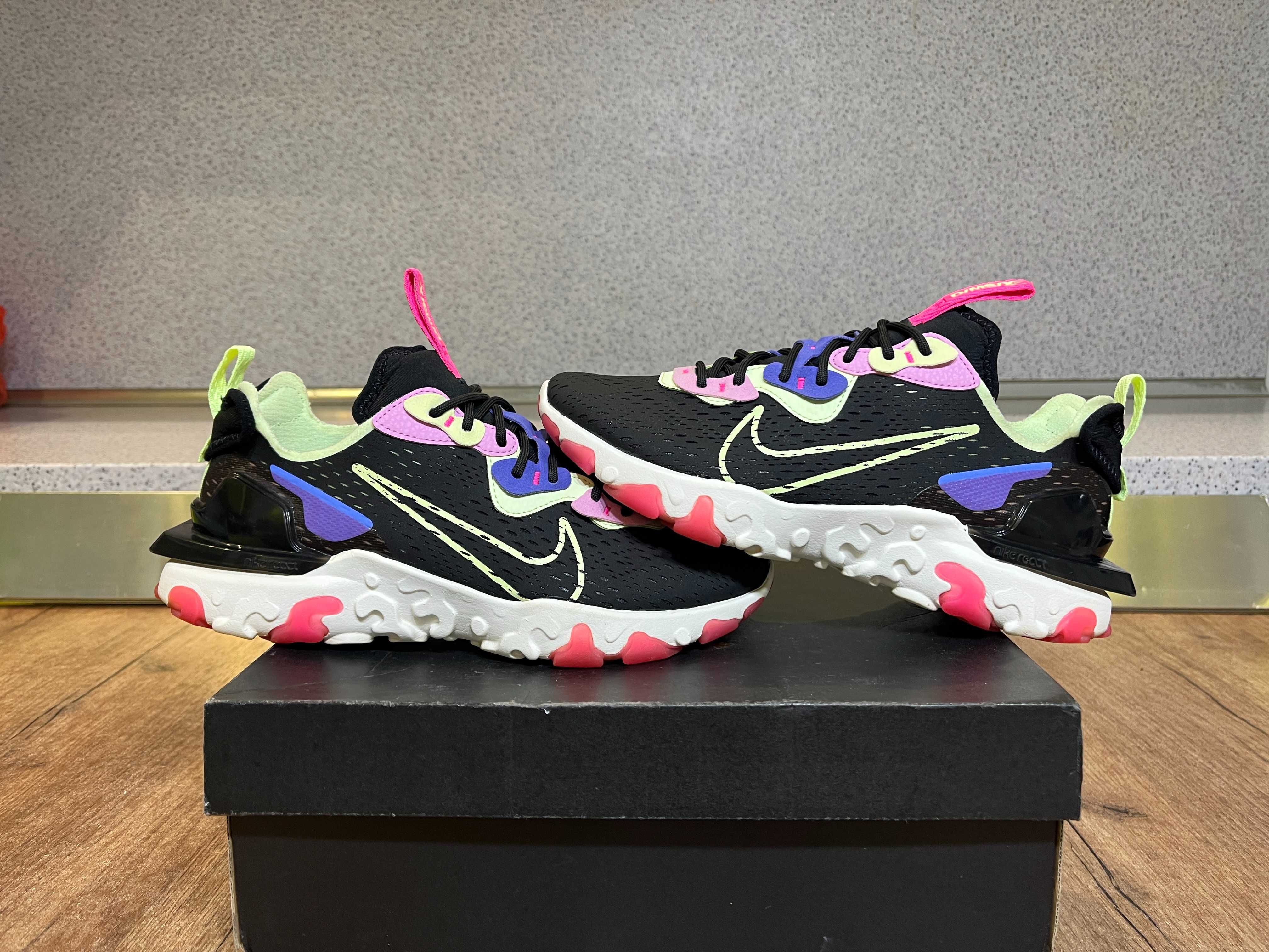 ОРИГИНАЛНИ *** Nike React Vision / Black/Royal Pulse/Beyond Pink