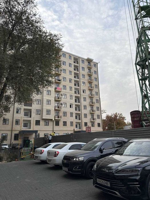 Продатеся 3/9/10 на Спутник 5 в ЖК Golden Castles