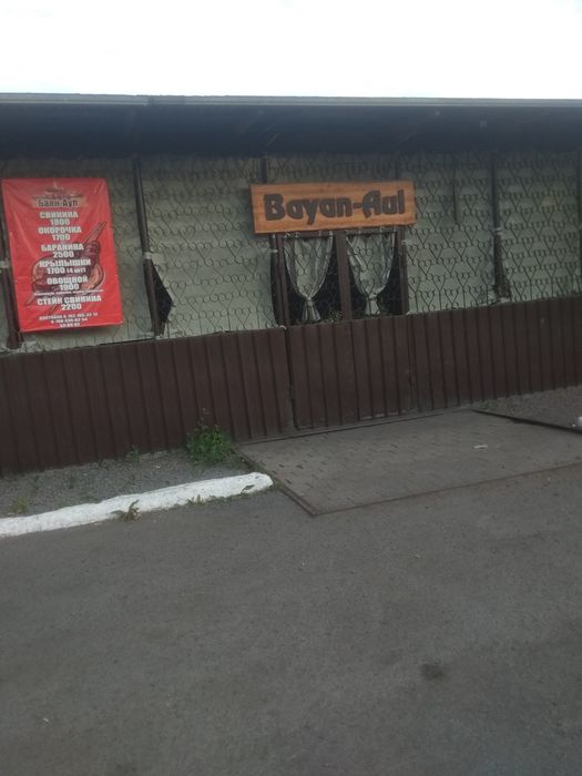 Сдается в аренду кафе действующее в Пришахтинске