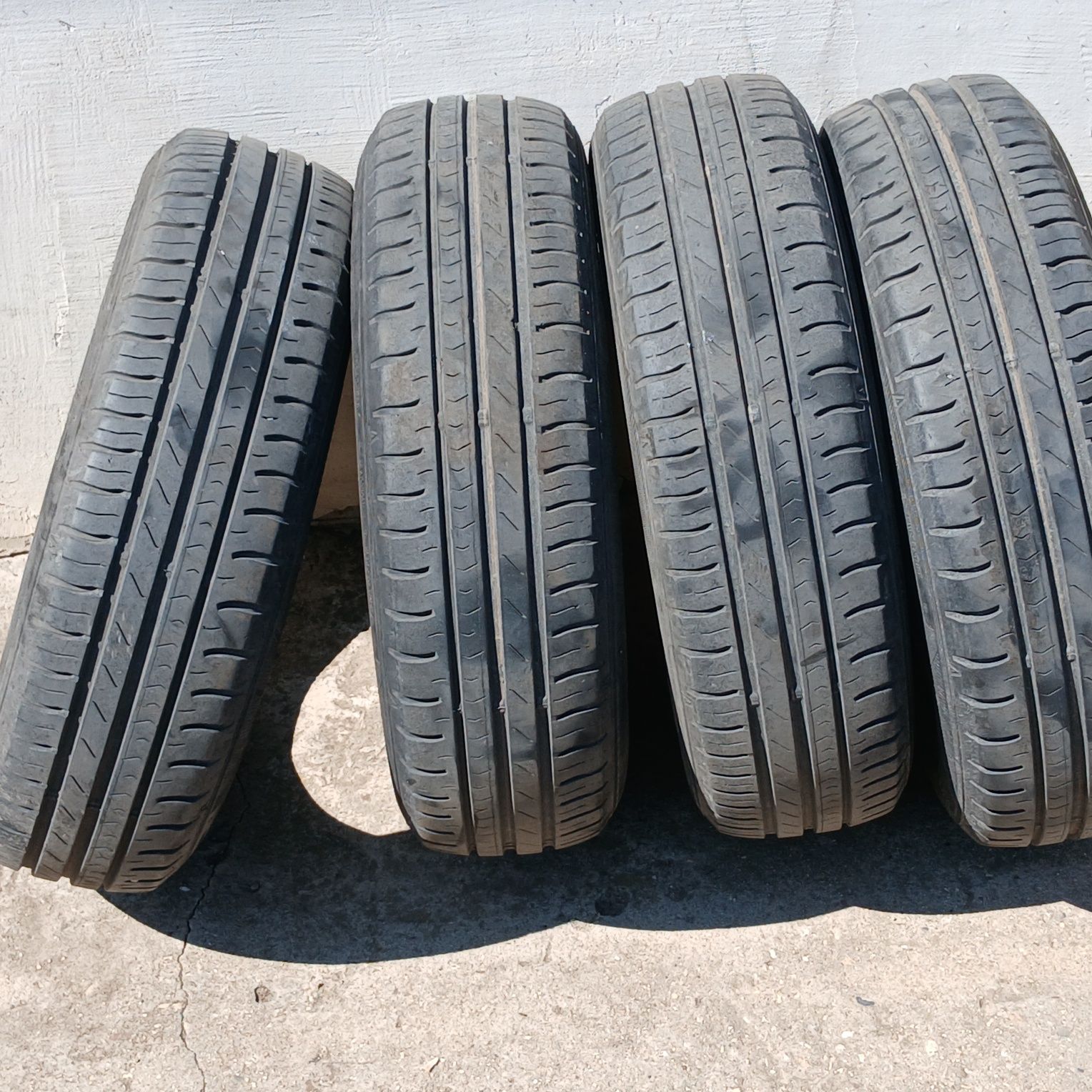Летни гуми 165/70/14 Falken