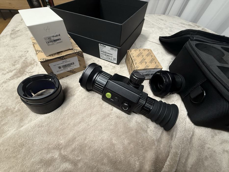 Camera termoviziune vanatoare -PIXFRA c650