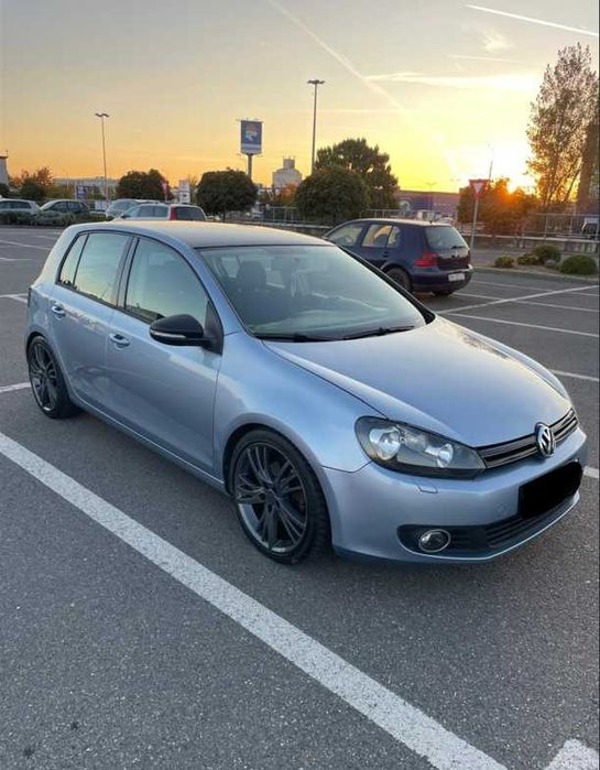 VW Gold 6 hatchback