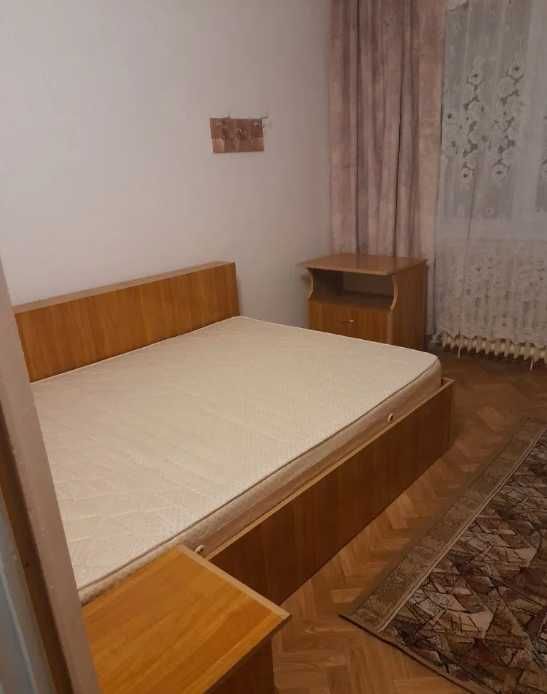 Дава се под наем Тристаен апартамент в Пловдив, Христо Смирненски - 92 кв.м за 367.2 € - Снимка #2