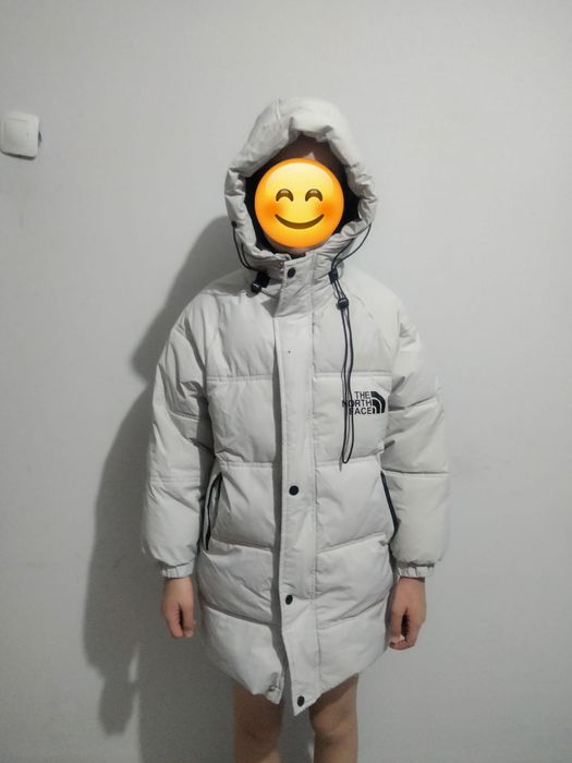 Продам зимнюю куртку жля девочки