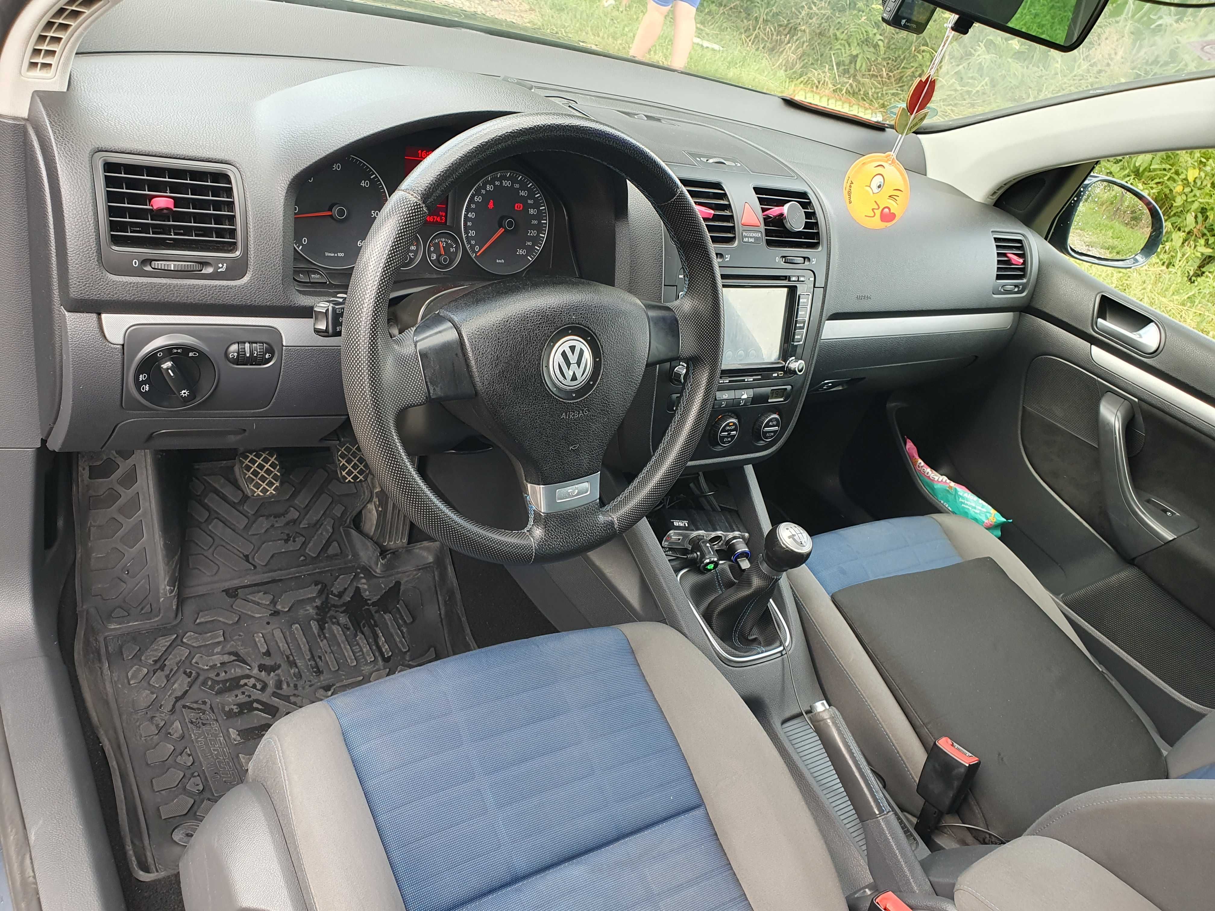 Vand golf 5 anul 2007