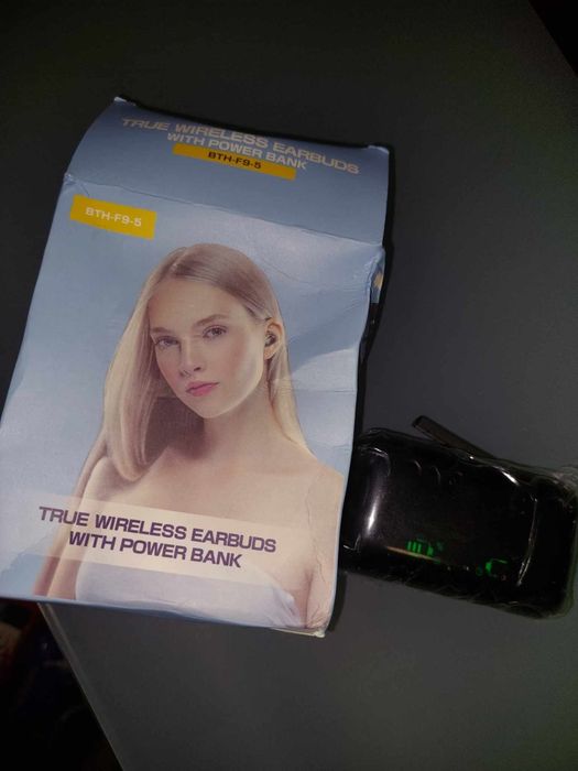 De vânzare Casti Bluetooth noi cu Power bank sunet foarte puternic