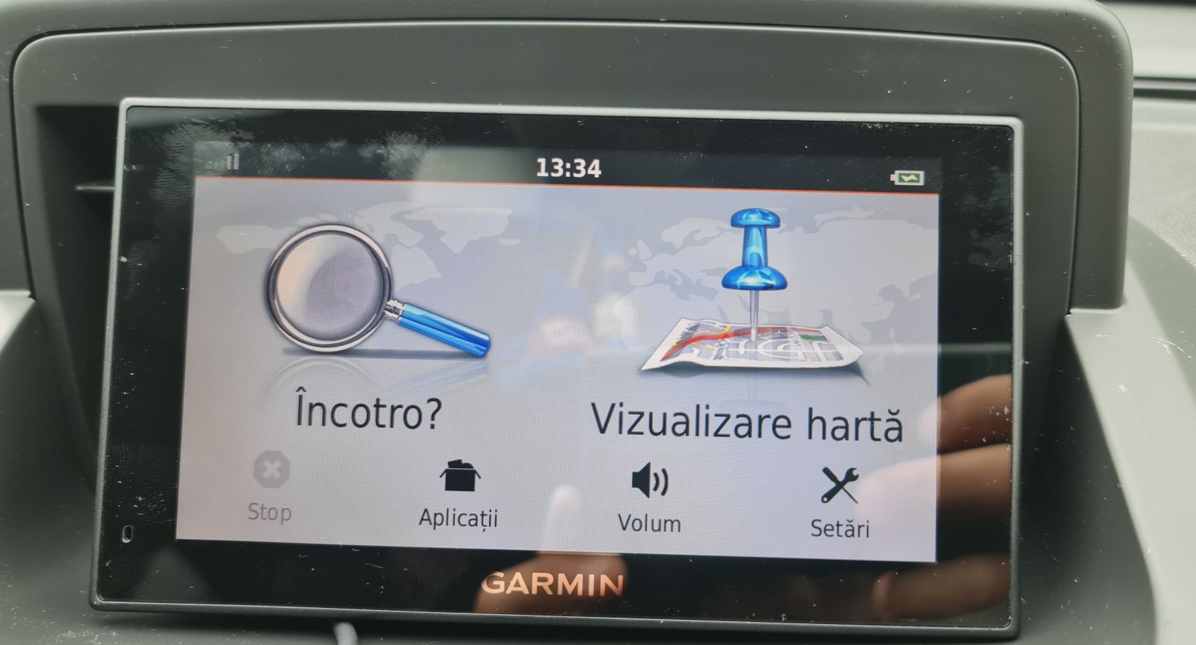 Vând sistem de navigație Garmin