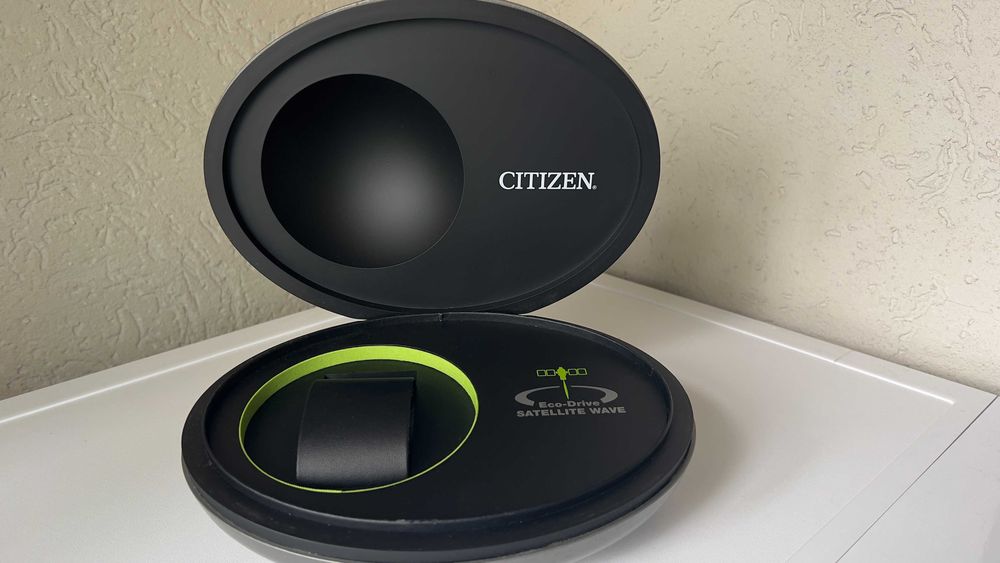 Cutie Citizen Eco-Drive Satellite Wave..