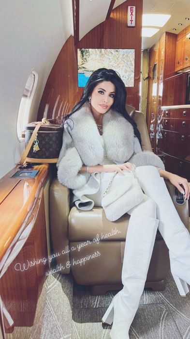 Палто с естествен косъм от сребърна лисица