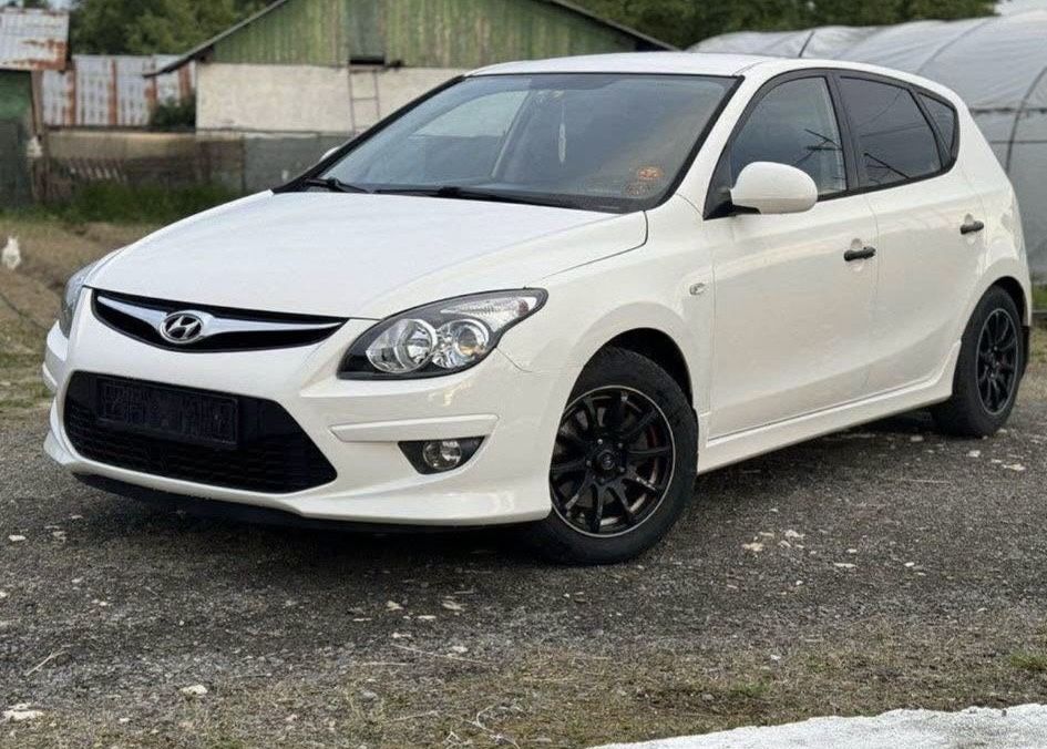 HYUNDAY I30 -2012
