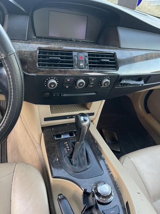 BMW E60 530d 218 На части