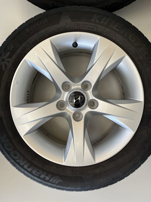 Оригинални джанти 16 цола 5х114,3 за Хюндай и40/Hyundai i40
