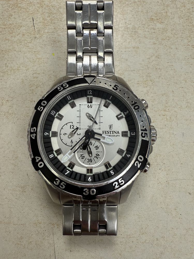 Ръчен часовник Festina