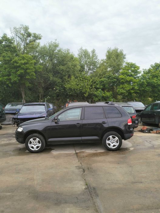 VW Touareg 2.5 R5 ,174 к.с. , 50 броя на части