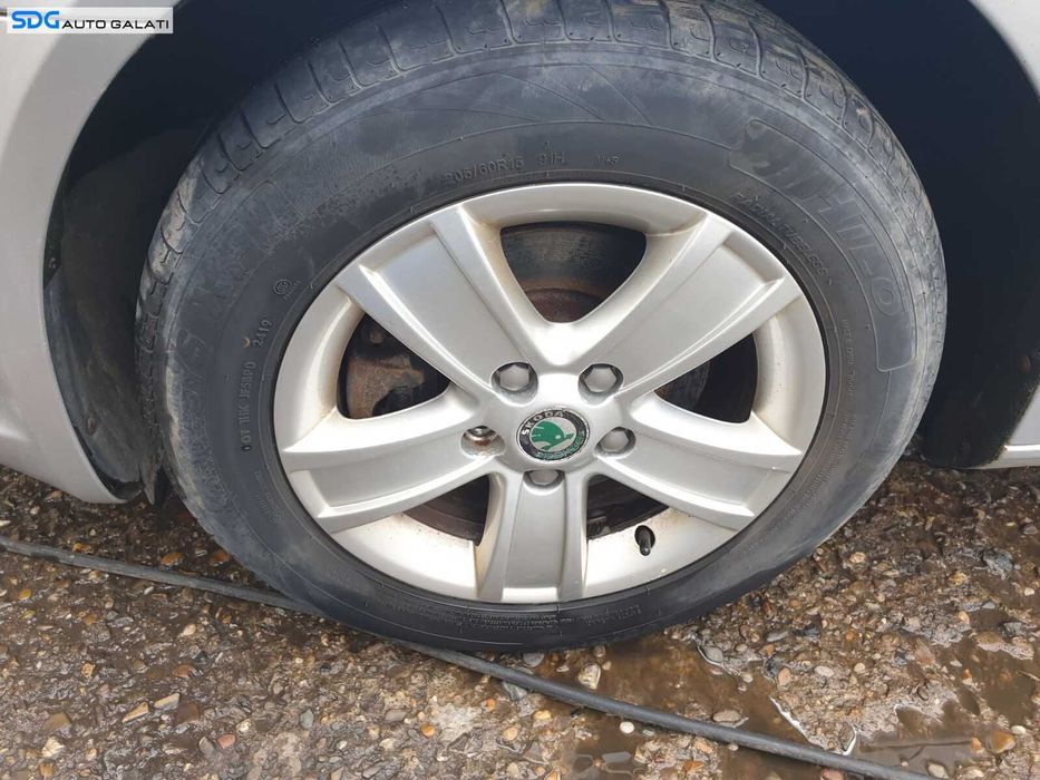 Roata Janta Aliaj PYXIS 205 60 15 R15 5x112 Skoda Superb 1 2002 - 2008 [C5414]