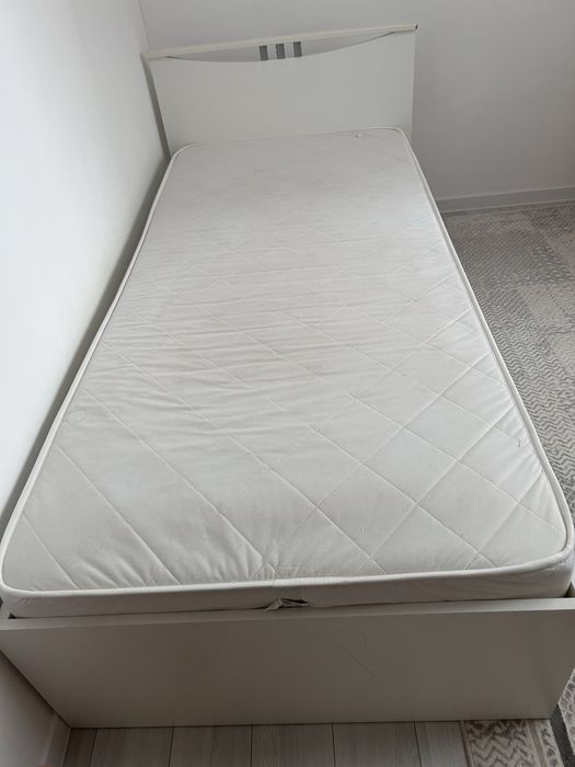 Продам кровать 20000