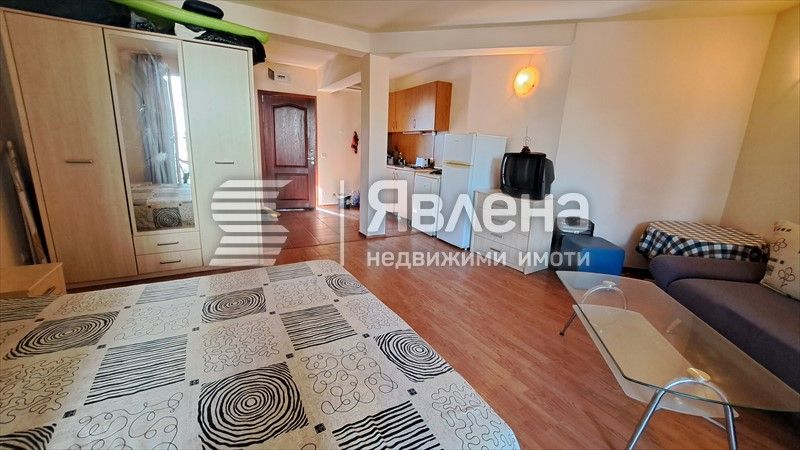 Продава се Едностаен апартамент в к.к. Слънчев бряг - 50 кв.м за 900 €/кв.м - Снимка #5
