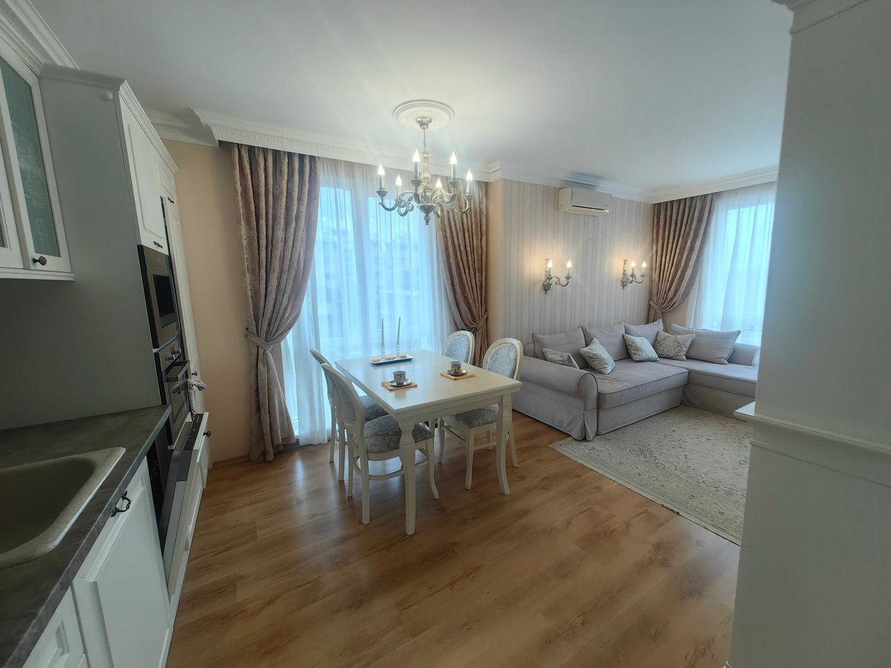 Продава се Тристаен апартамент в к.к. Слънчев бряг - 80 кв.м за 1338 €/кв.м - Снимка #3