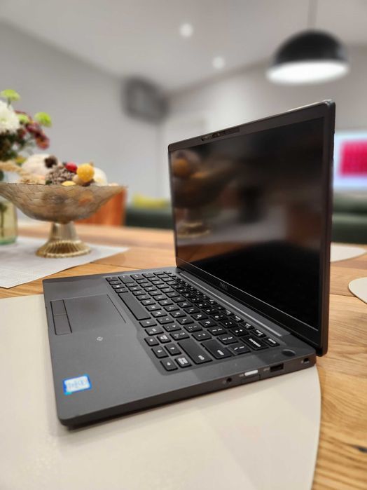 Лаптоп Dell Latitude 7400 Web camera