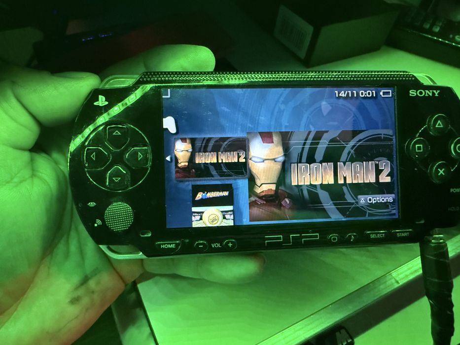 SONY PSP MODAT 8gb + cadou 16 gb