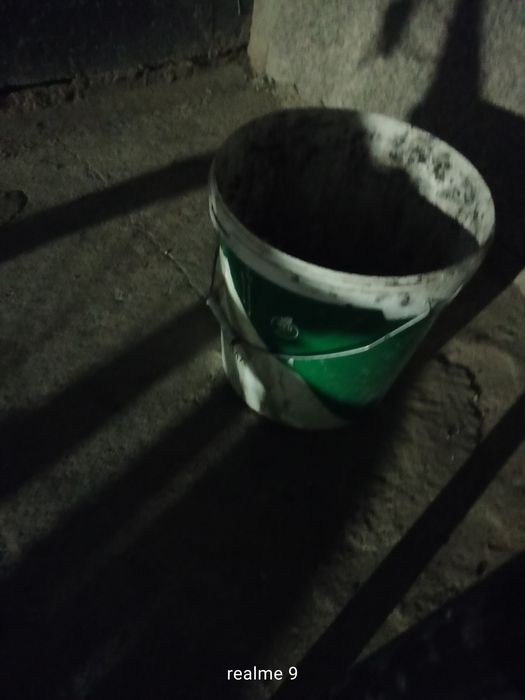 продаю ведро Б/У