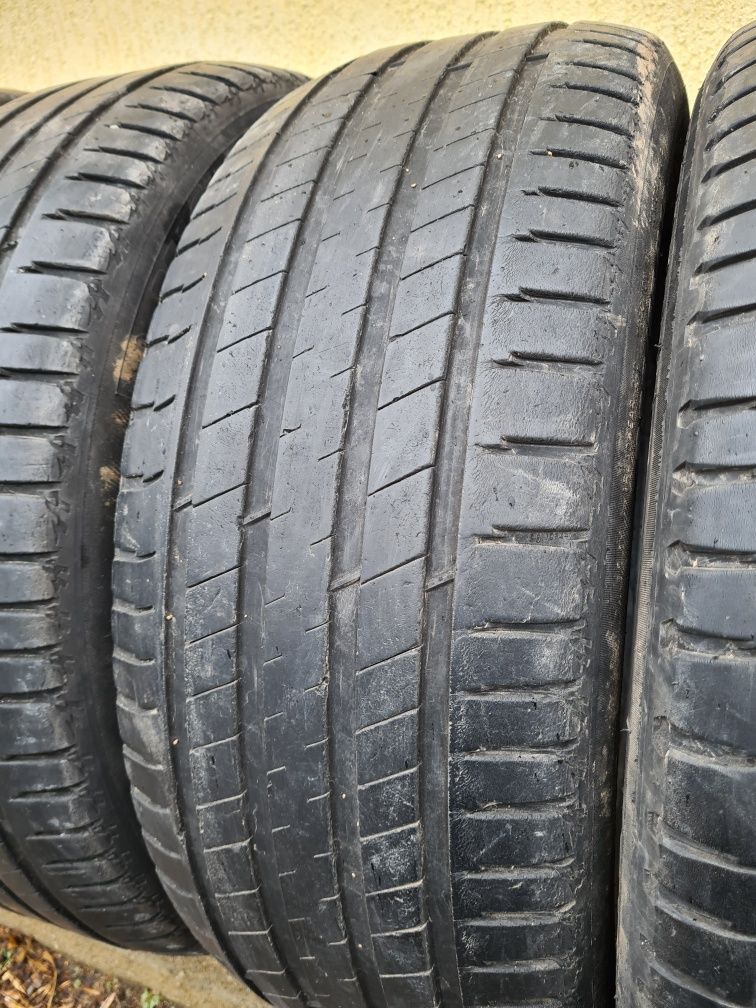 4 бр. летни гуми 235/55/19 Michelin 4 mm DOT 4015