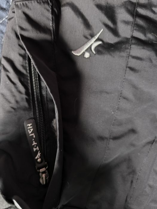 Pantalonii ski cu bretele