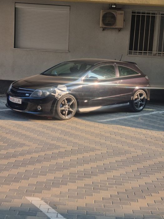 Vând Opel astra H Gtc