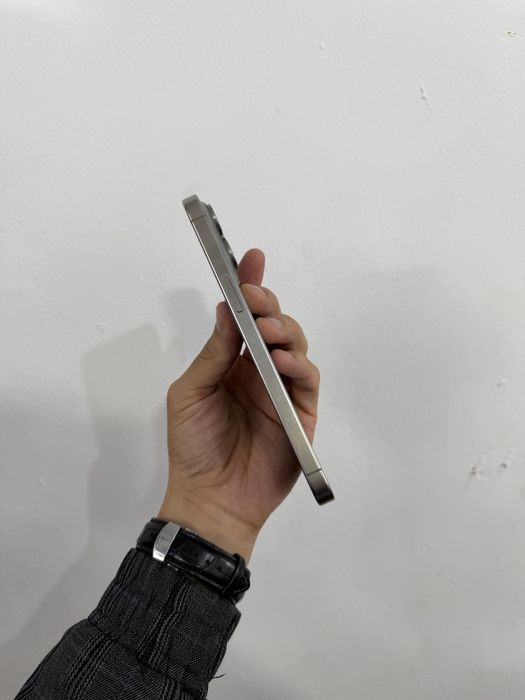 srochna Iphone 15 pro max 87%